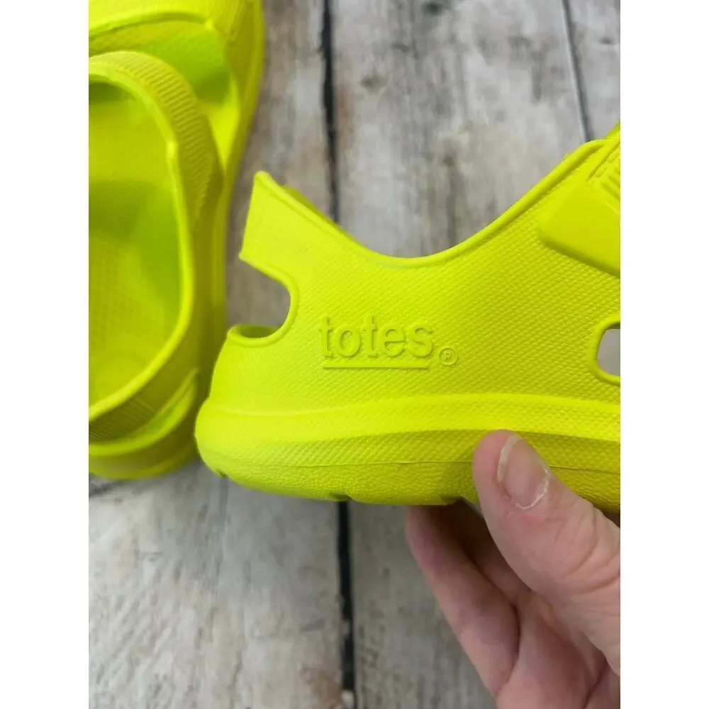 TOTES Girl’s Everywear Molded Sports Sandals / Size: 2-3
